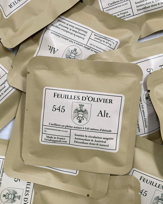 SACHET DE FEUILLES D'OLIVIER 545 Alt