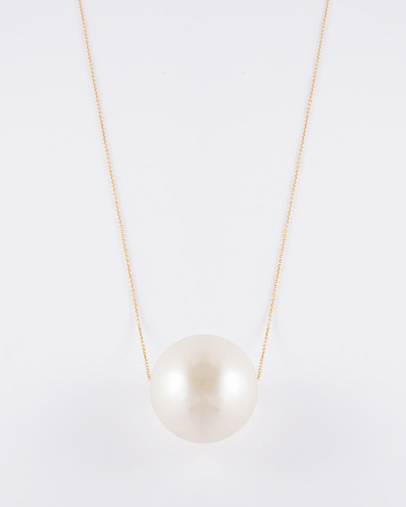 COLLIER LIA