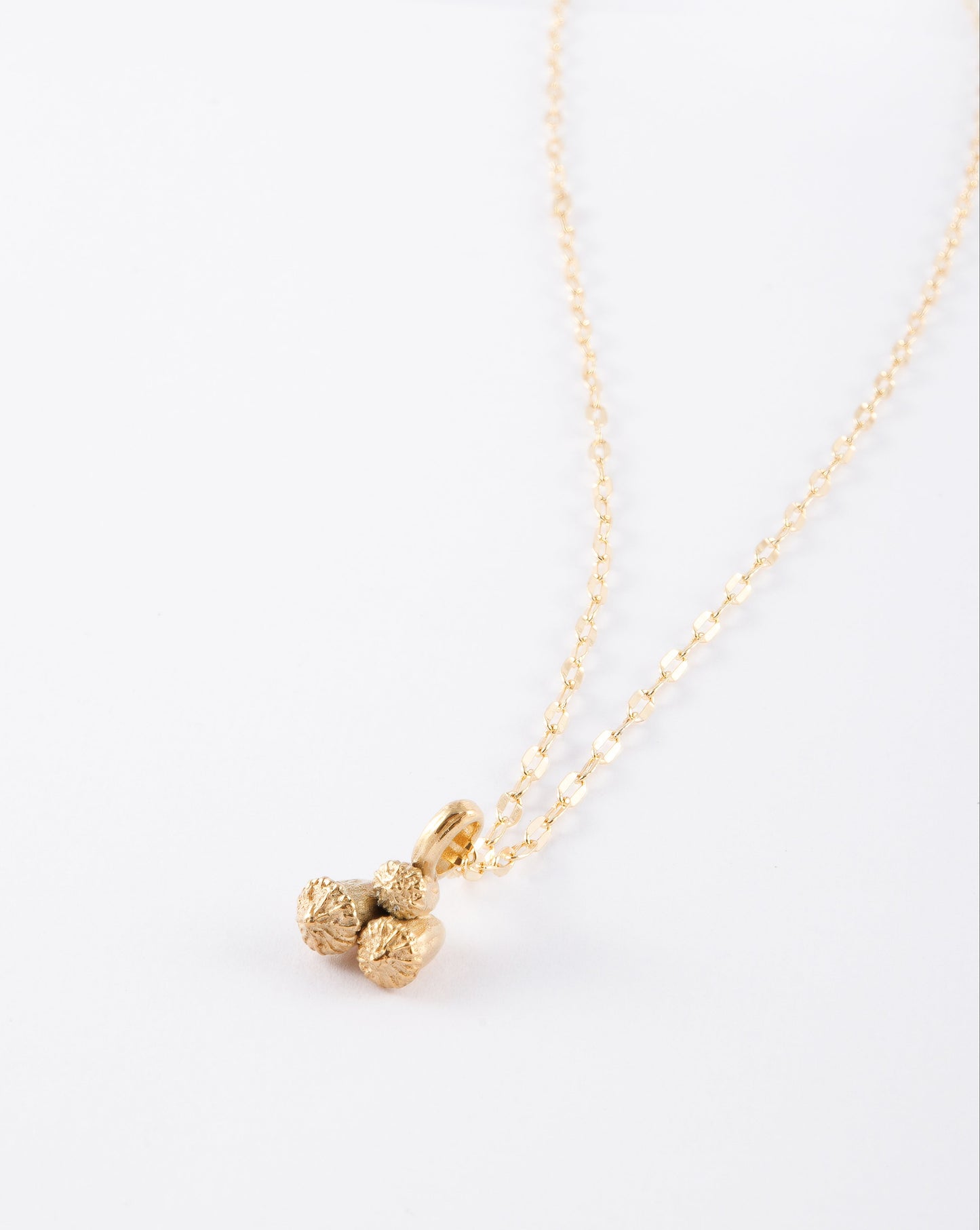 COLLIER PAVOT